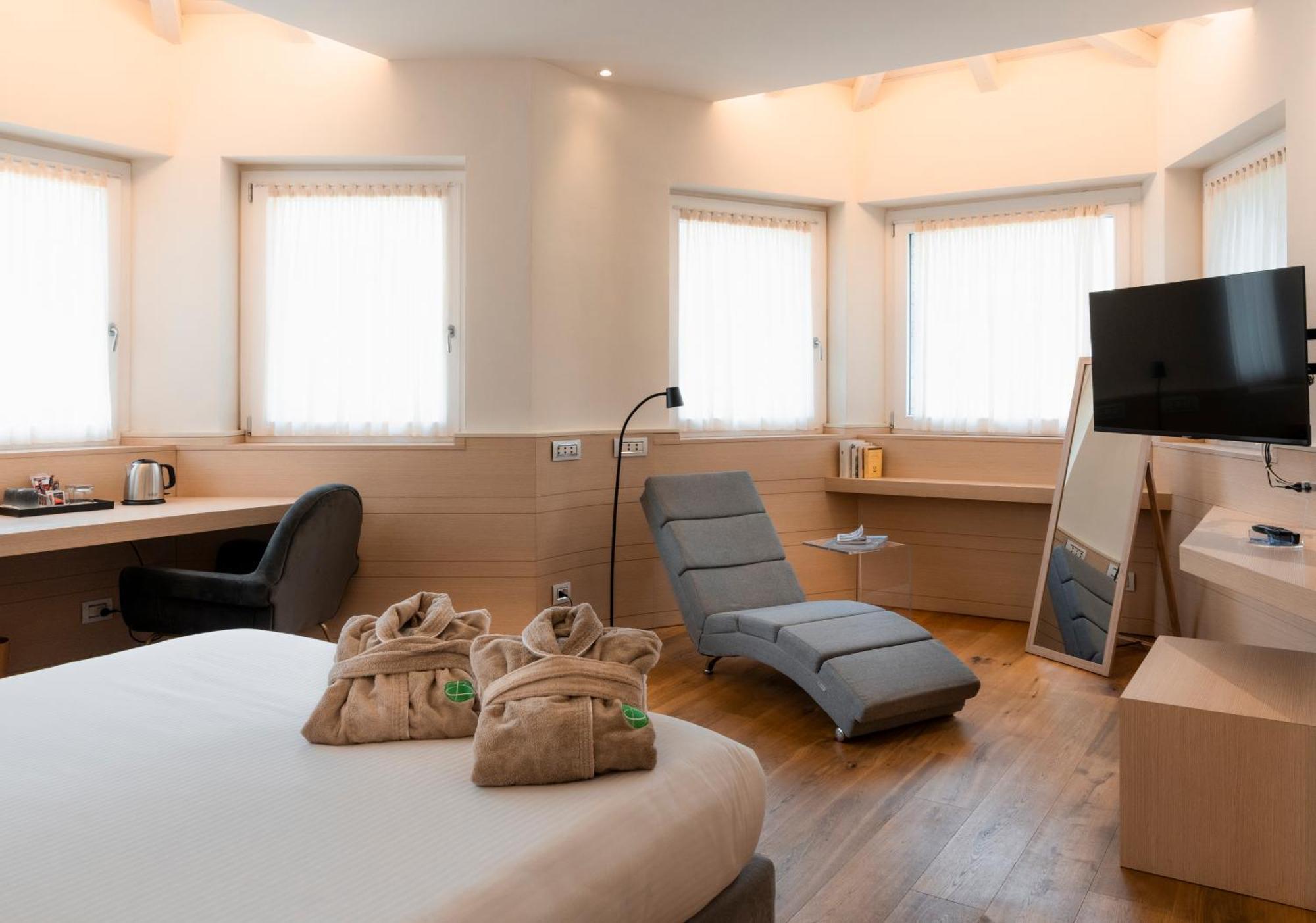 Bes Hotel Terme Di Palazzago Bagian luar foto